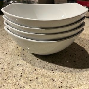 Set of dinnerware